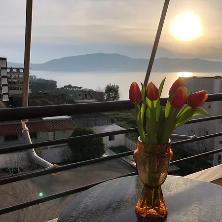 Jon's View Apartmán *