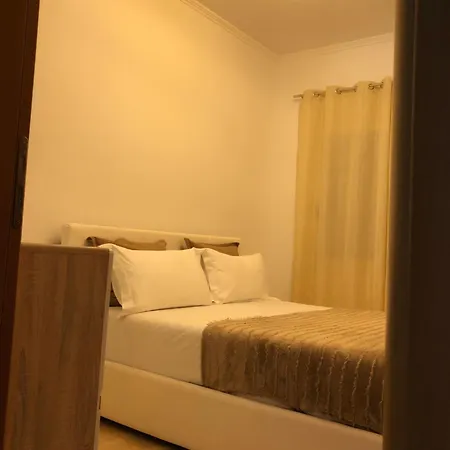 Jon's View Apartmán Vlorë